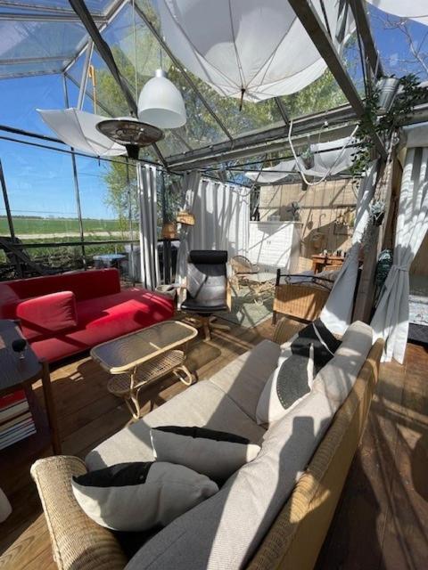 Vrijstaande Accommodatie Glamping De Kas Inn Hank Bagian luar foto