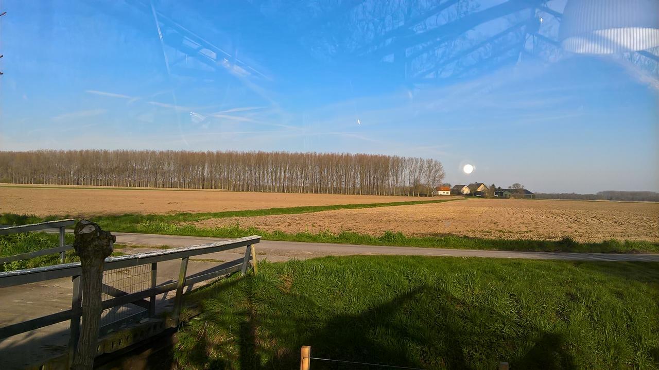 Vrijstaande Accommodatie Glamping De Kas Inn Hank Bagian luar foto