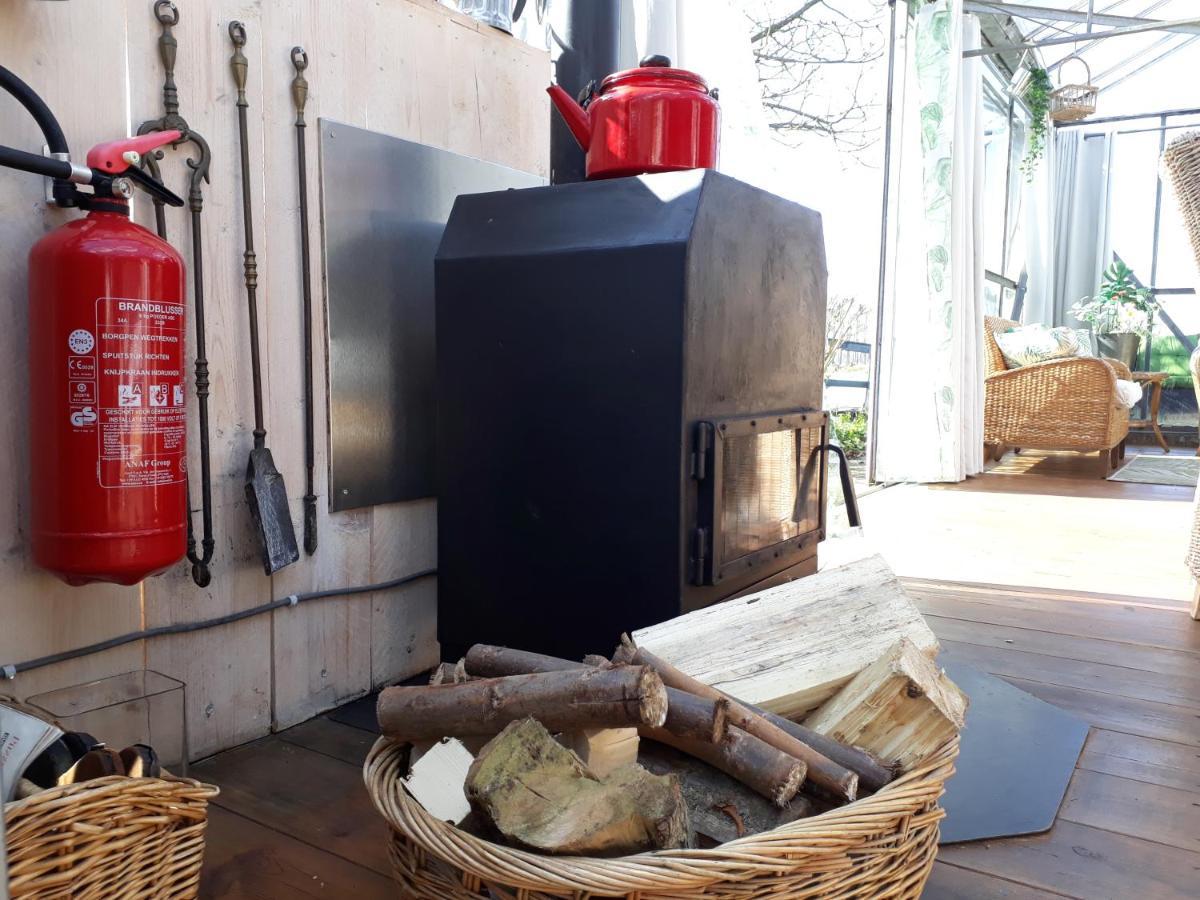 Vrijstaande Accommodatie Glamping De Kas Inn Hank Bagian luar foto